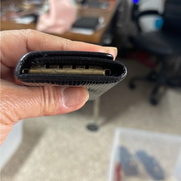 EPI KEY HOLDER LV - Picture 2 of 4